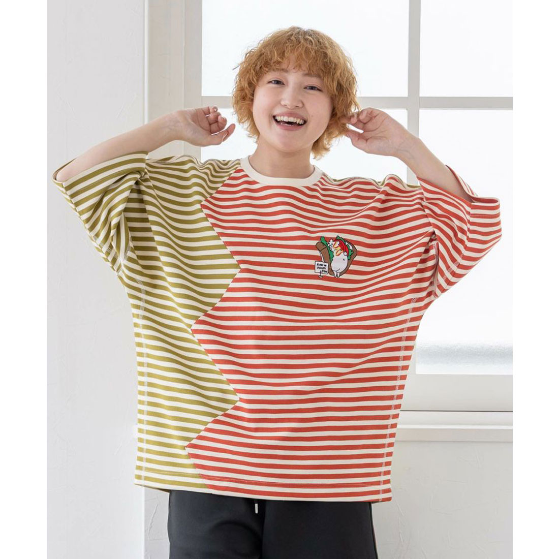 スカラー ScoLar ねこずきんちゃんとクマ花畑刺繍 7分袖Tシャツ
