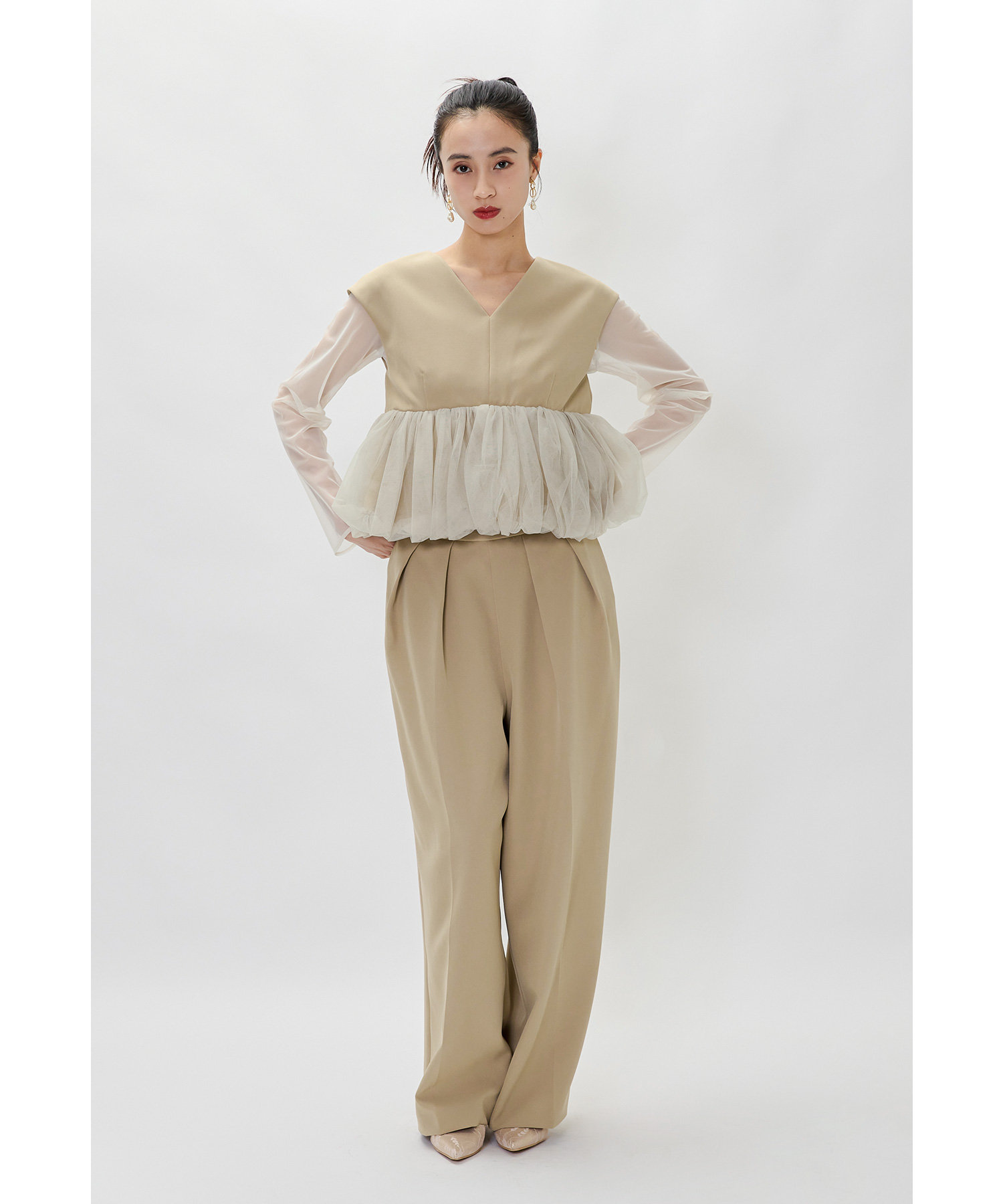 ニアナ niana ペプラムチュールセットアップパンツドレス 3点 ニアナ niana ペプラムチュールセットアップパンツドレス 3点