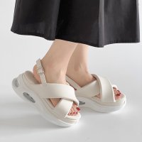 Shoes in Closet/シューズインクローゼット Shoes in Closet －シュークロ－ 厚底 ボリュームソール クロスベルト スポーツサンダル 2471/508160796