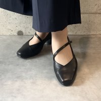 BLANC / BLEU/ブランブルー blanc/bleu 【日本製】【本革】【3E幅】ふかふかインソール 斜めストラップデザインパンプス/508162042