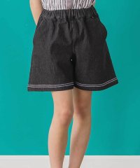 BeBe Petits Pois Vert/【店舗限定】裾ステッチリボンデニムショートパンツ(95~160cm)/508144849