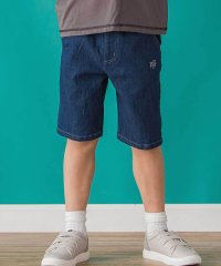 BeBe Petits Pois Vert/【店舗限定】ワンポイント刺しゅうデニムハーフパンツ(95~150cm)<br>/508144851
