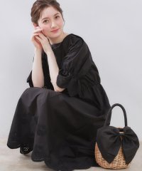 Couture Brooch/【きれいめ・二の腕カバー】エシカルコットン エンブロドルマンワンピース/508167358