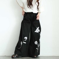 Sawa a la mode/サワアラモード Sawa a la mode 拘りの配色が効くインド手刺繍ワイドパンツ/508172409