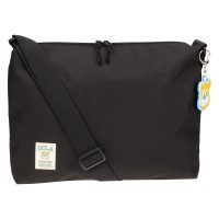 UCLA/ユーシーエルエー UCLA ショルダーバッグ サコッシュ メンズ レディース くま クマ 斜めがけ 大人 軽量 ジョー ラバーチャーム付 スクエア 440－11/508176125