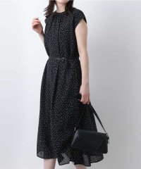 OFUON/ドット柄シアーサッカーワンピース/洗える/WEB限定/508176892