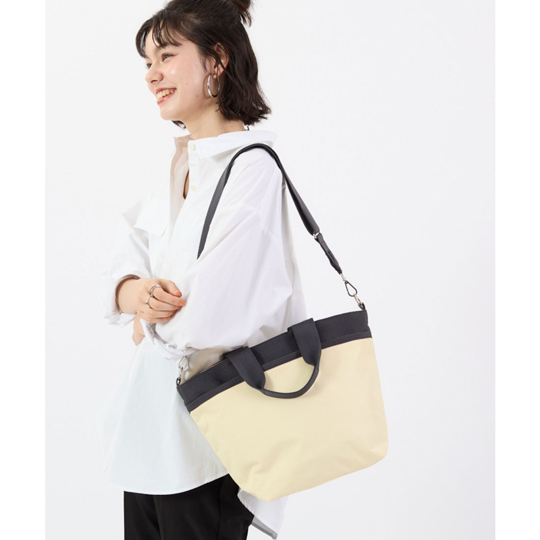 国内完売色●LeSportsac●BUCKET TOTEディープシーブルー BUCKET TOTEディープシーブルー/ガーデニア（トートバッグ