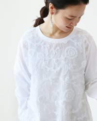 sanpo kuschel/サンポクシェル sanpo kuschel 咲き誇る立体花カットソー トップス/508181932