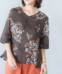 ヨイ YOI 柄物初心者さんへ 日常に馴染む花トップス