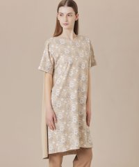 MACKINTOSH LONDON/【婦人画報掲載】【BIBURY FLOWER】カラーバイブリーフラワーロングＴシャツ/508002142