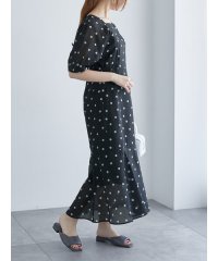 Te chichi/ドットワンピース/508192361