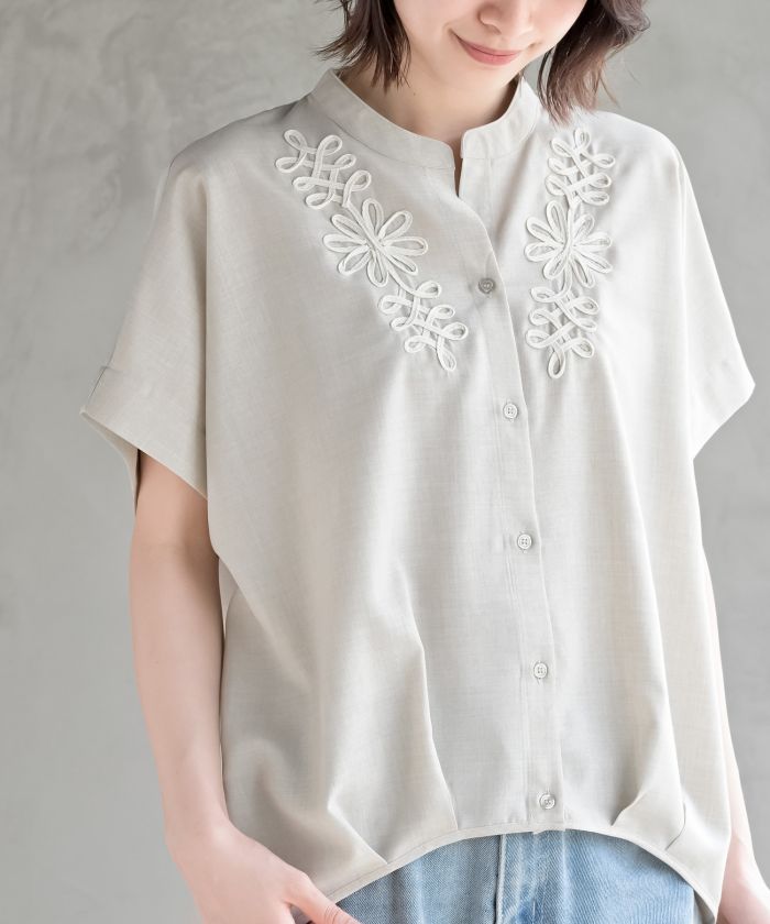 TOCCA 刺繍入りホワイトブラウス サイズ4 TOCCA 刺繍入りホワイトブラウス サイズ4