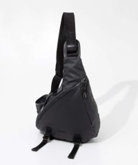 GIVENCHY/ジバンシィ GIVENCHY ジバンシィ GIVENCHY G－ZIP Gジップ TRIANGLE BAG MEDIUM トライアングルバッグ ミディアム 4G/508196900