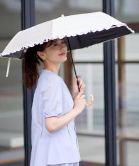 Reflect/【晴雨兼用／UVカット率100％／雨の日もおしゃれに◎】バイカラーフリルデザイン折りたたみ傘/508200699