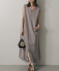 SENSE OF PLACE by URBAN RESEARCH/ZIPVネックカットワンピース/508203415