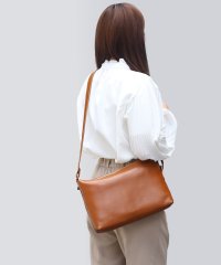 Jamale/ジャマレ Jamale [Jamale] 牛革防水レザーショルダーバッグ日本製/502500385