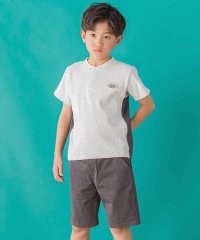 BeBe Petits Pois Vert/【店舗限定】ワッフル×天竺ワッペン半袖Tシャツ＋ショートパンツセットアップ(95/508194666