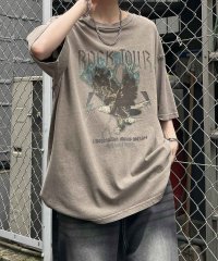 Confirm/コンファーム Confirm ヴィンテージライク ロックプリント レトロ ピグメント加工 ビッグシルエット半袖バンドTシャツ カットソー/508212314