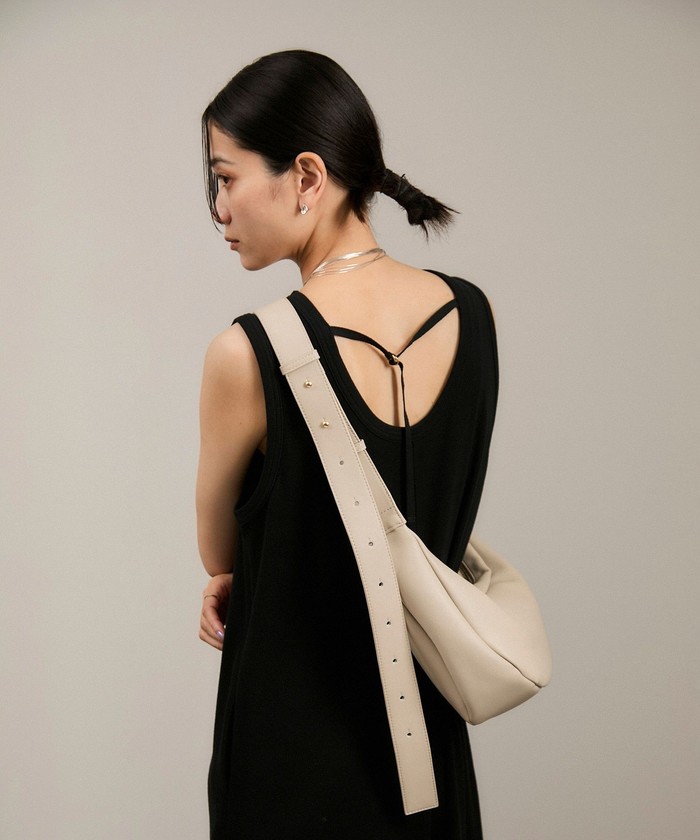 サロンアダムエロペ24SSACAR 麻混クロップドシャツ 赤　完売 SALON adam et rope'（サロン アダム エ ロペ）の「【WEB限定