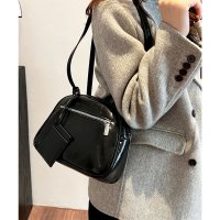 florge/フロージュ florge 【外ポケット付◎】カードケース付属 レザータッチオーバルフォルムショルダーバッグ/508216865