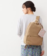  LAURA ASHLEY/【4L収納／クッションポケット／ポーチ付き】多機能バックパック/508217574