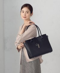 MONO COMME CA/ロゴプレートトート/508194614