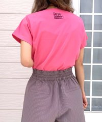 Q/キュー Q バックネックレタードT/508219034