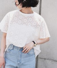quaranciel/quaranciel:〈手洗い可能〉フラワー 刺繍 アイレット ハーフスリーブ プルオーバー/508222832