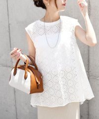 quaranciel/quaranciel:〈手洗い可能〉フラワー 刺繍 アイレット フレンチスリーブ プルオーバー/508222935