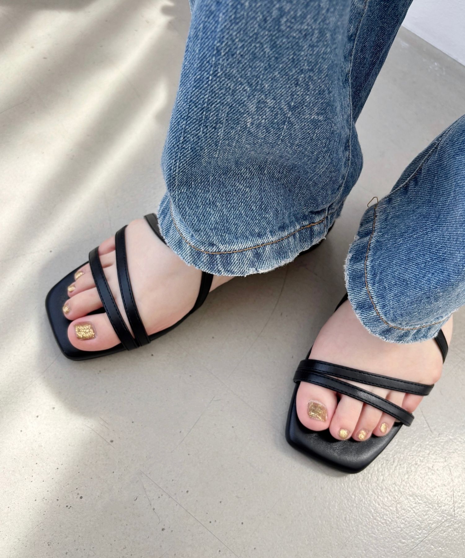 セール20%OFF】2025春夏新作ナローストラップフラットサンダル