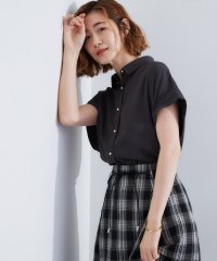 grove/【雑誌掲載】お手入れ楽ちんが嬉しい機能付き！大人のキレイとろみシャツ/508152562