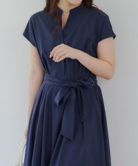 NICE CLAUP/OLIVE des OLIVE OUTLET/上品見え叶う、スキッパーフレンチタックワンピース/508239691