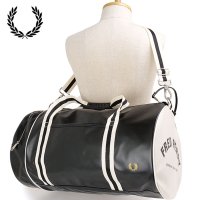 FRED PERRY/フレッドペリー FRED PERRY 35L CLASSIC LARGE BARREL BAG BLACK/ECRU [L9266－D57]/508242183