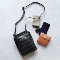 sankyoshokai/サンキョウショウカイ 三京商会 クロコダイル スマホショルダー マット加工/508244990