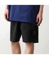 C．P． COMPANY/シーピーカンパニー C.P. COMPANY C.P.COMPANY ハーフパンツ 18CMBW215K 006369G 【返品不可商品】/508251392