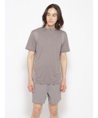 sanideiz TOKYO/サニデイズ トウキョウ sanideiz TOKYO for RUN 軽量ドライスムース ハーフジップTシャツ MENS/508251891