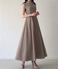 JUNOAH/ジュノア JUNOAH テーラーカラーノースリーブワンピース（裏地なし）/508256430