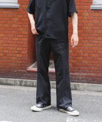 ITEMS URBAN RESEARCH/センタープレスフレアードトラウザー/508260904