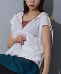 NICOLE white/アノラック風スリーブレスプルオーバー/508221830