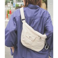 Honeys/ハニーズ Honeys ボディバッグ ボディバッグ バッグ 鞄 ナイロン素材 ファスナー開閉 無地 フラップ付きポケット ガーリー オールシーズン 白 黒 レデ/508265991
