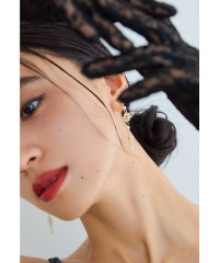 niana/ニアナ niana パールフラワーロングイヤリング 両耳 ゴールド シルバー 結婚式 二次会 同窓会 成人式 パーティー お呼ばれ オケージョン フォーマル/508274332