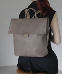 GUSCIO/グッシオ GUSCIO PUレザーかぶせリュック 横型/508274396