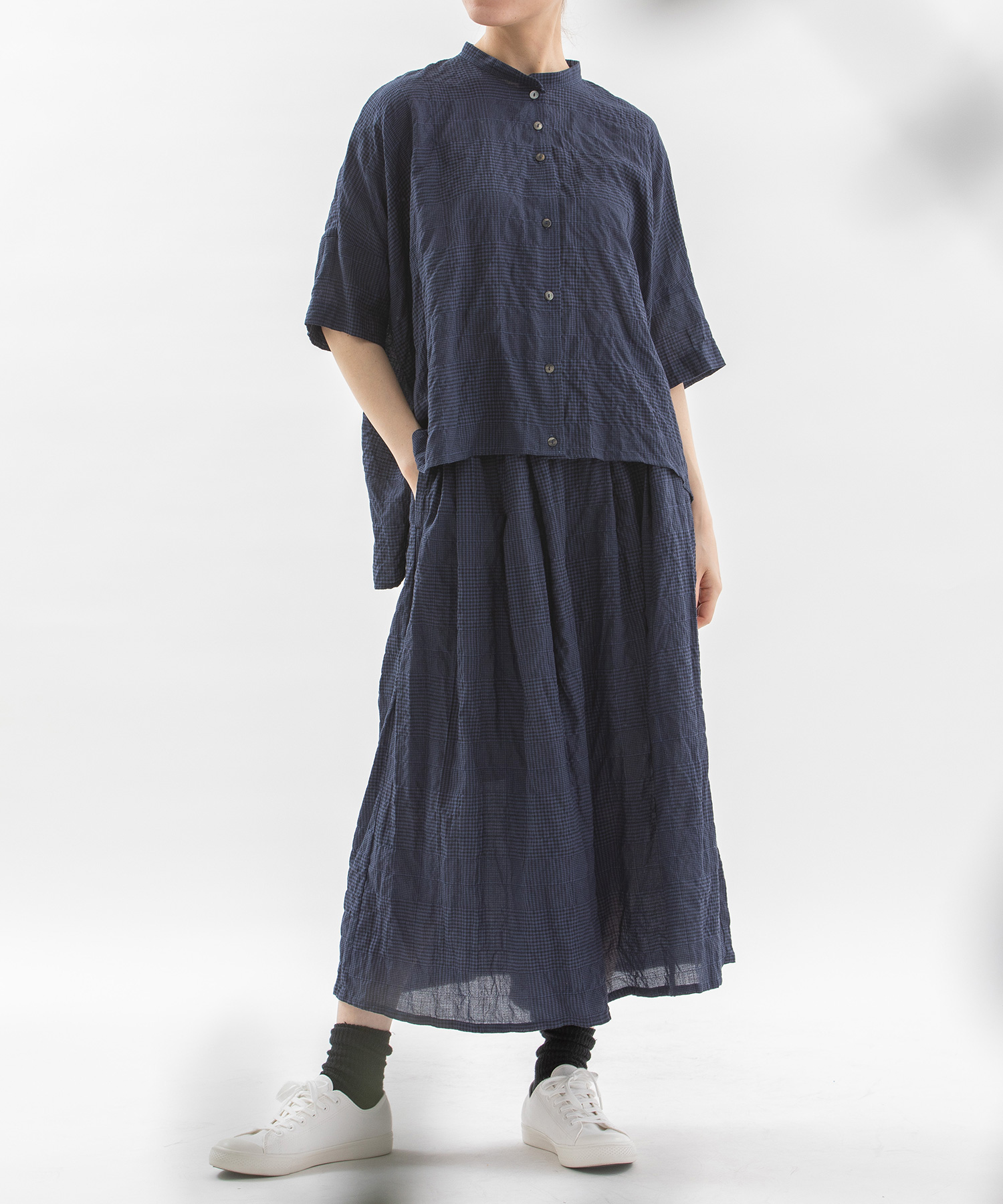 nop de nodノップドゥノッド リネン100% 製品染め 身幅ワイドシャツ ノップドゥノッド（nop de nod）/Ciel リネンバンドカラーシャツ