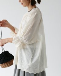 sanpo kuschel/サンポクシェル sanpo kuschel さりげない刺繍に心ときめく/508275749