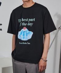 MAGASIN DE MODE CONTACT/マガジンデモードコンタクト MAGASIN DE MODE CONTACT レトロイラストプリントTシャツ/508265119