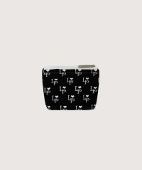 LA POMME petit/ラポミ プチ LA POMME petit LA POMME petit Monogram Zip Pouch/508276544