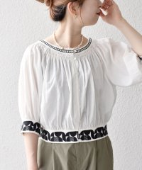 SHIPS any WOMEN/bon_meur:〈洗濯機可能〉ジオメトリック エンブロイダリー シャーリング ブラウス/508277789