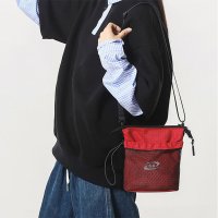REAL STYLE/リアルスタイル REAL STYLE ショルダーバッグ レディース メンズ 小さめ 斜めがけ 軽量 ナイロン バケツ型 メッシュ ポケット ポーチ 小物入れ お/508278242