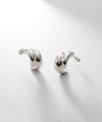 COCOSHNIK ONHITSCH/シルバー スモールフープ チャビーローテイテッドピアス/508279506