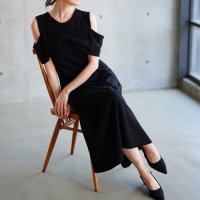 Sawa a la mode/サワアラモード Sawa a la mode 大人の肌見せショルダーリボンフレアワンピース/508281034